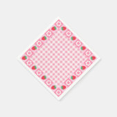 ピンクと赤のベリーの最初の誕生日パーティナプキンス スタンダードカクテルナプキン (角)