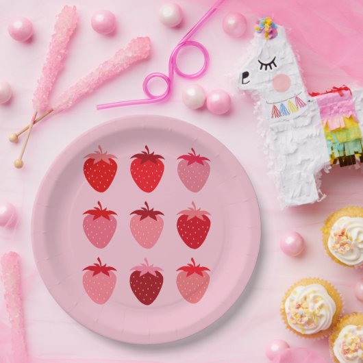 ピンクと赤の名門私立校風の美学イチゴ ペーパープレート (パーティー)