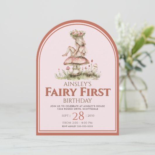 ピンクと赤の妖精の最初のアーチ1誕生日パーティー 招待状 (スタンド正面)