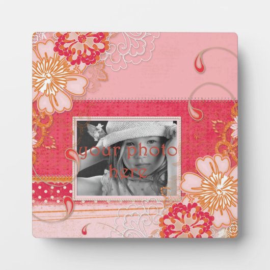 ピンクと赤の小さな正方形の写真プラークとイーゼル フォトプラーク (正面)