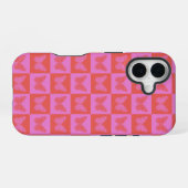 ピンクと赤の蝶チェック柄 iPhone 16ケース (裏面横)