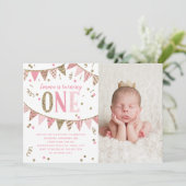 ピンクと金ゴールドのグリッター最初の誕生日写真 招待状 (スタンド正面)
