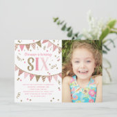ピンクと金ゴールドのグリッター6回目の誕生日パーティーの写真 招待状 (スタンド正面)