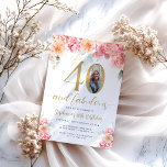 ピンクと金ゴールドのフローラ写真40th Birthday 招待状<br><div class="desc">写真エレガント付き40歳の誕生日招待状 | フローラと金ゴールドのアクセント祝は、繊細な水彩花模様と輝く金ゴールドのアクセントを備えた美しくデザインされた40th誕生日の招待状とスタイルで。このエレガントデザインとフェミニンは写真をフレームパーソナライズされたし、マイルストーンのお祝いに特別なtouchを追加する。ガーデンパーティー、ブランチ、洗練されたソイルに最適なカスタマイズ可能な招待状は、思い出に残るイベントのトーンを設定する。文字を簡単に編集して、名前やパーティー詳細などを追加し、独自の機能を実現</div>