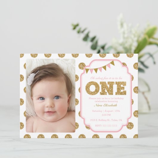 ピンクと金ゴールドの最初の誕生日の招待 招待状 (スタンド正面)