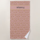 ピンクと金ゴールドダマスクビーチタオル ビーチタオル (正面)