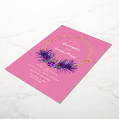 ピンクと金ゴールドピーコックフローラクインセアニラフォイルインビ 箔招待状 (回転した状態)