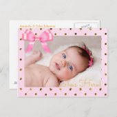 ピンクと金ゴールド「彼女はここにいる」誕生のお知らせ 案内ポストカード (正面/裏面)