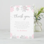 ピンクと銀の雪片の冬の女の子の赤ちゃんシャワー サンキューカード (スタンド正面)