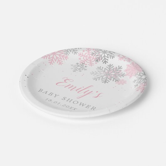 ピンクと銀の雪片の冬の女の子の赤ちゃんシャワー ペーパープレート (アングル)