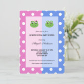 ピンクと青のカエルの性別が赤ちゃんのシャワーを明らかにする 招待状 (スタンド正面)