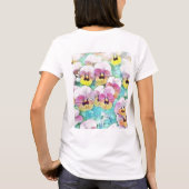 ピンクと黄色と白のパンジーの水彩画 Tシャツ (裏面)