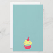 ピンクと黄色のカップケーキとさくらんぼを上に 便箋 (正面/裏面)