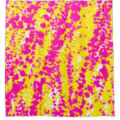 ピンクと黄色のスパッタ模様 シャワーカーテン (正面)