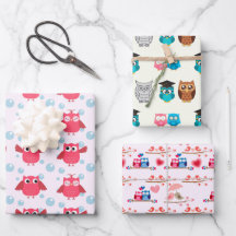 ピンクと黄色のフクロウテーマギフトラッピング紙