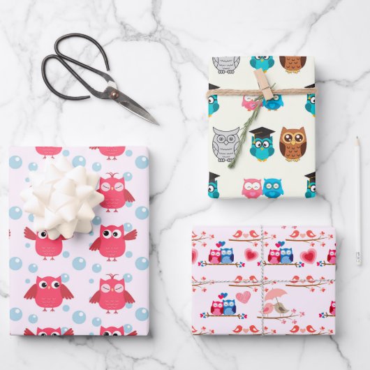 ピンクと黄色のフクロウテーマギフトラッピング紙 ラッピングペーパーシート (正面)