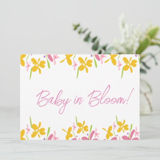 ピンクと黄色のワイルドフラワーのベビーの開花 招待状 (スタンド正面)