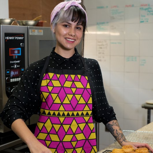 ピンクと黄色の三角形のパターン エプロン