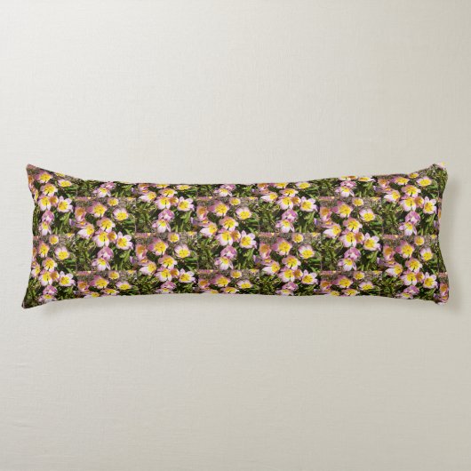 ピンクと黄色の花 ボディピロー (正面)