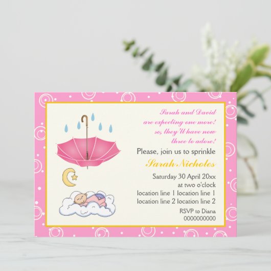 ピンクと黄色を振りかける可愛い眠っているベビーガール 招待状 (スタンド正面)