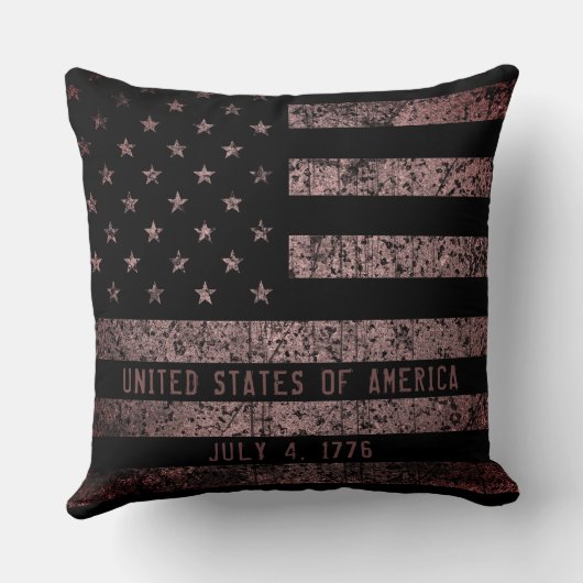 ピンクと黒のグランジヴィンテージアメリカ国旗 クッション (裏面)