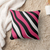 ピンクと黒のゼブラストライプ クッション (ブランケット)