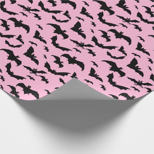 ピンクと黒のハロウィーンこうもり ラッピングペーパー (角)