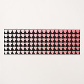 ピンクと黒のハートパターンのグラデーション ヨガマット (正面(横))