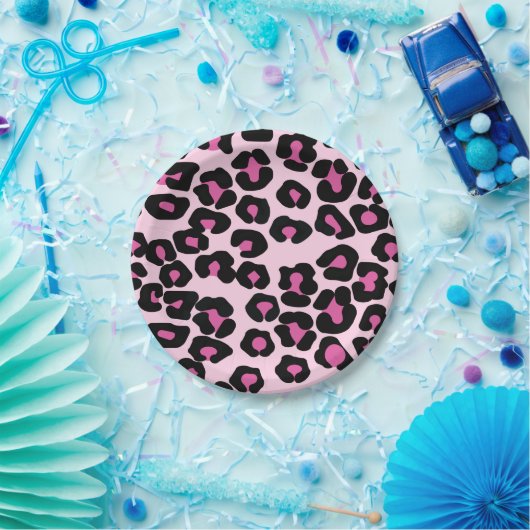 ピンクと黒のヒョウのプリントパターン ペーパープレート (パーティー)