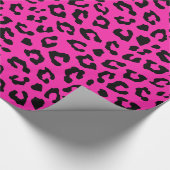 ピンクと黒のヒョウ柄 ラッピングペーパー (角)