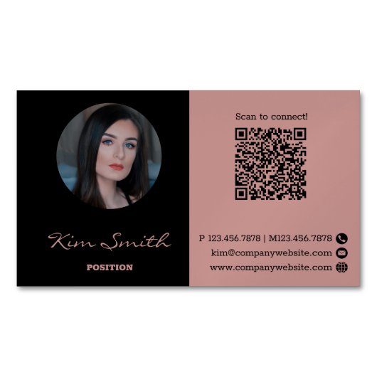 ピンクと黒のプロフィール写真QRコード マグネット名刺 (正面)