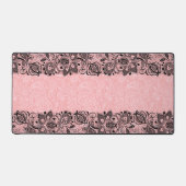 ピンクと黒のレガーリーース デスクマット (正面)