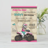ピンクと黒の少女ATVライダー 招待状 (スタンド正面)