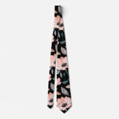 ピンクと黒の緑の水の色フローラルパターン ネクタイ (裏面)