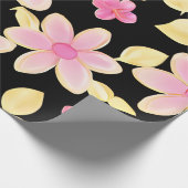 ピンクと黒の花柄 ラッピングペーパー (角)
