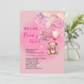 ピンクのあじさい赤ちゃんシャワーを待つことができる 招待状 (スタンド正面)