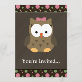 ピンクのおじぎをしたかわいい女の子フクロウ 招待状