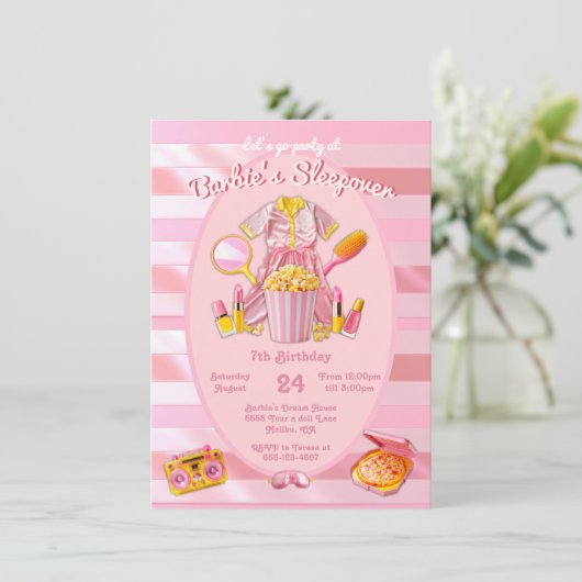 ピンクのおもちゃ人形スリーバースランバーバースデーパーティー 招待状 (スタンド正面)