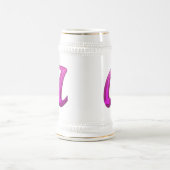 ピンクのきらびやかなイニシャル- A ビールジョッキ (中央)