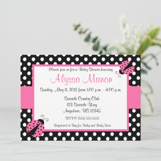 ピンクのてんとう虫のベビーシャワーか誕生日の招待状 招待状 (スタンド正面)