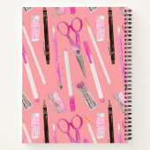 ピンクのはさみペン鉛筆の消しゴムのマーカーをパーソナライズ ノートブック (裏面)