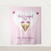 ピンクのアイスクリームハート ブライダルシャワーの装飾 タペストリー (正面)