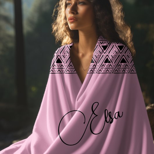 ピンクのアステカ模様 ビーチタオル