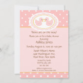 ピンクのアヒルの双生児のベビーシャワー 招待状 (正面)