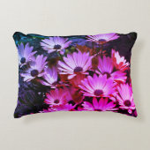 ピンクのアフリカデイジーの花抽象芸術 アクセントクッション (正面)