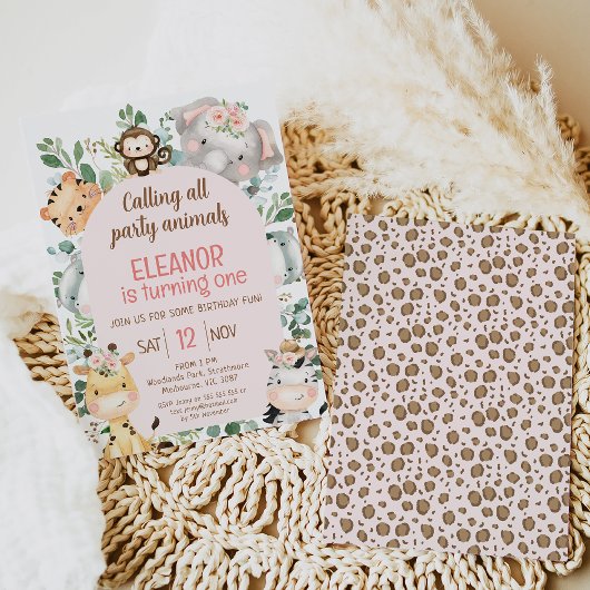 ピンクのアーチサファリパーティー 動物たちと一緒にお誕生日おめでとう 招待状
