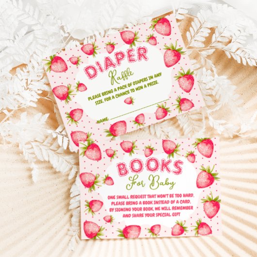ピンクのイチゴおむつラッフルかわいい赤ちゃんシャワー エンクロージャーカード