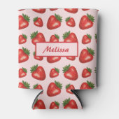 ピンクのイチゴ果柄と名前をカスタムする 缶クーラー (正面)