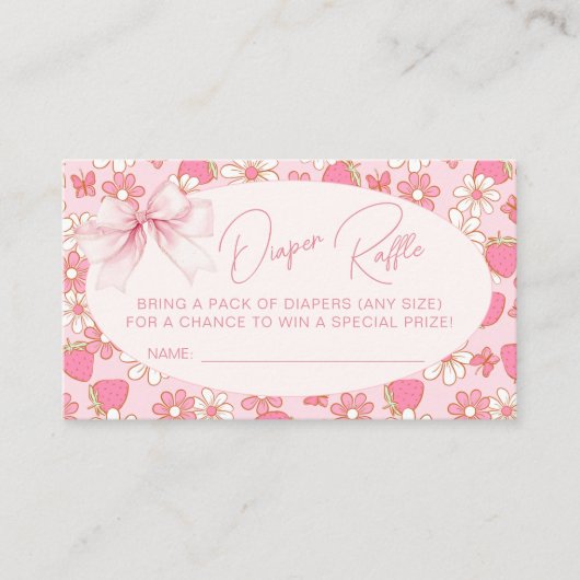 ピンクのイチゴ甘い赤ちゃんシャワーおむつラッフル エンクロージャーカード (正面)
