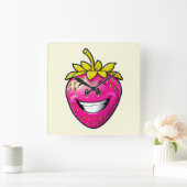 ピンクのイチゴ スクエア壁時計 (ホーム)